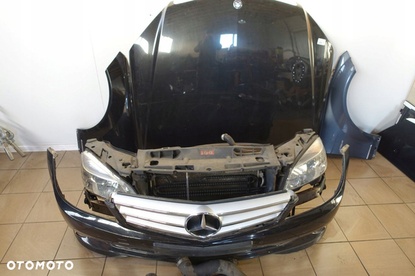 Mercedes w204 przód maska zderzak 2.2 197 pas przedni wzmocnienie amg
