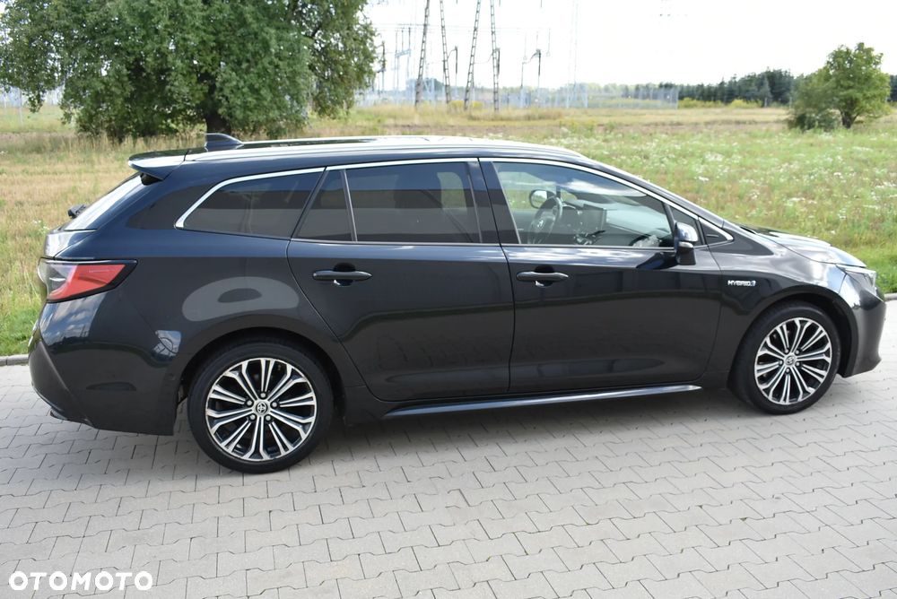 Toyota Corolla 2.0 Hybrid Executive - 15