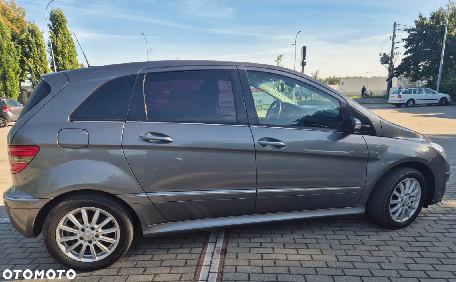 Mercedes-Benz Klasa B 170 Autotronic Special Edition - 3