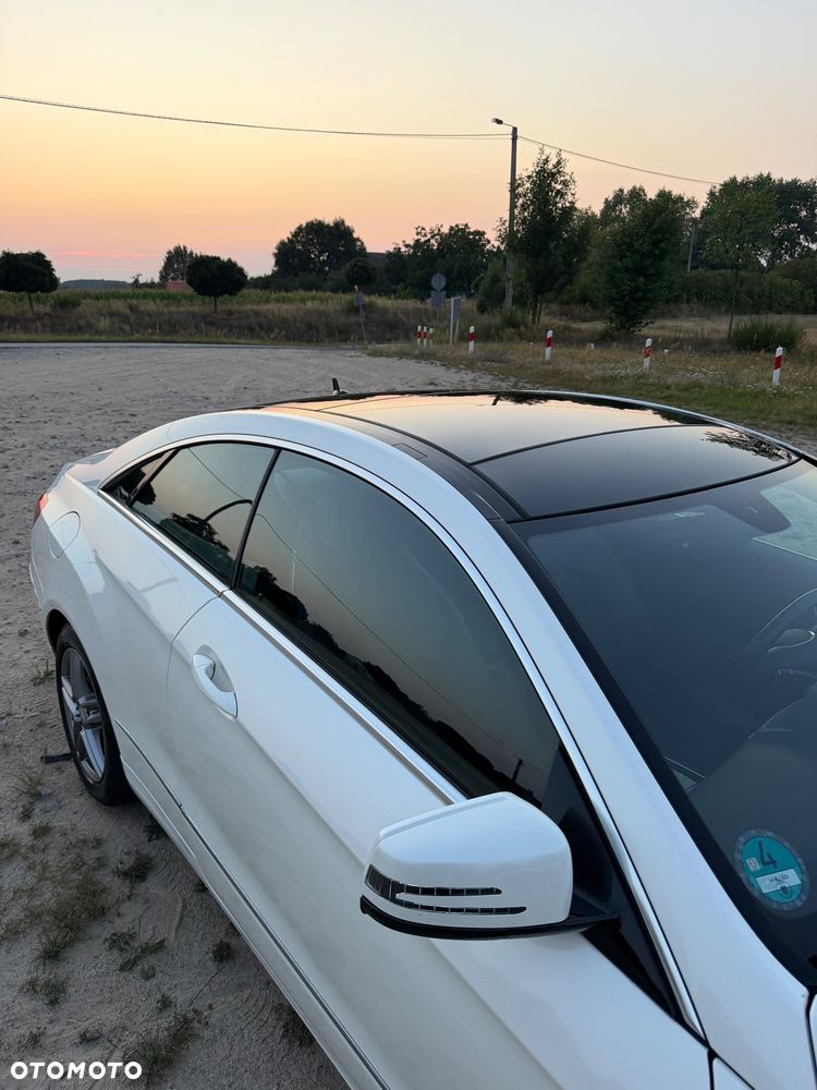 Mercedes-Benz Klasa E 200 7G-TRONIC - 11