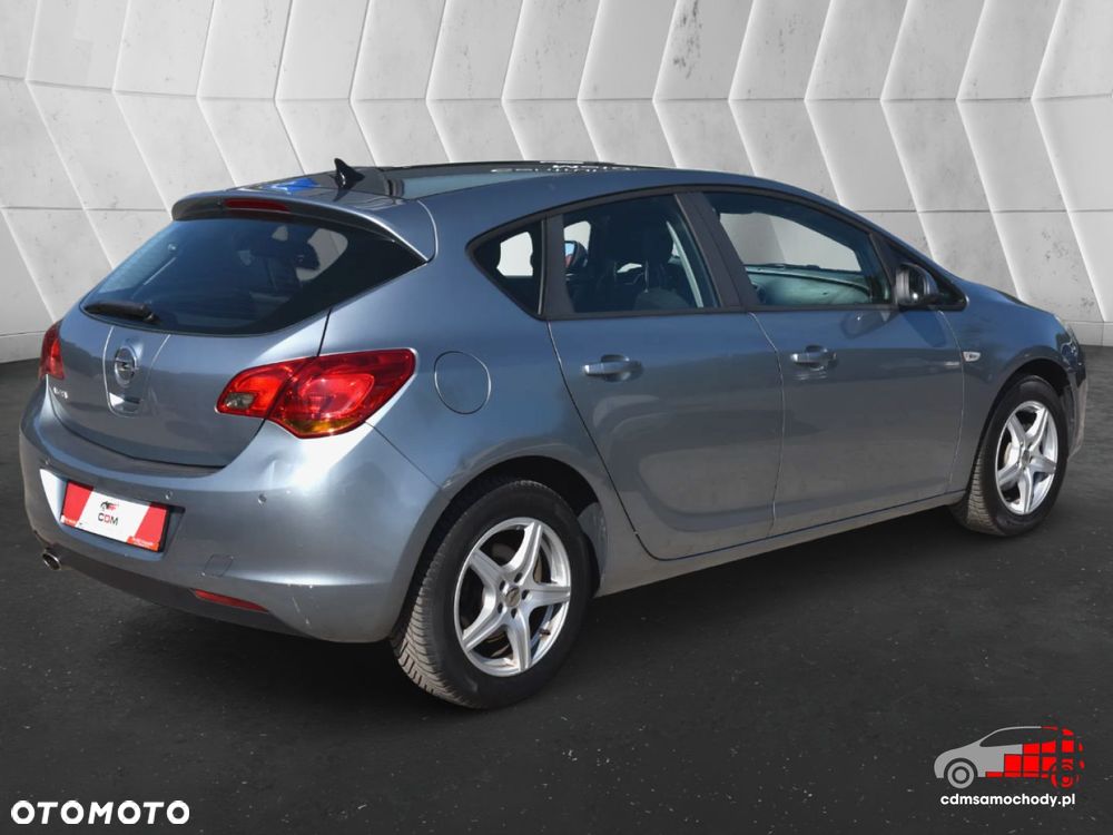 Opel Astra - 11