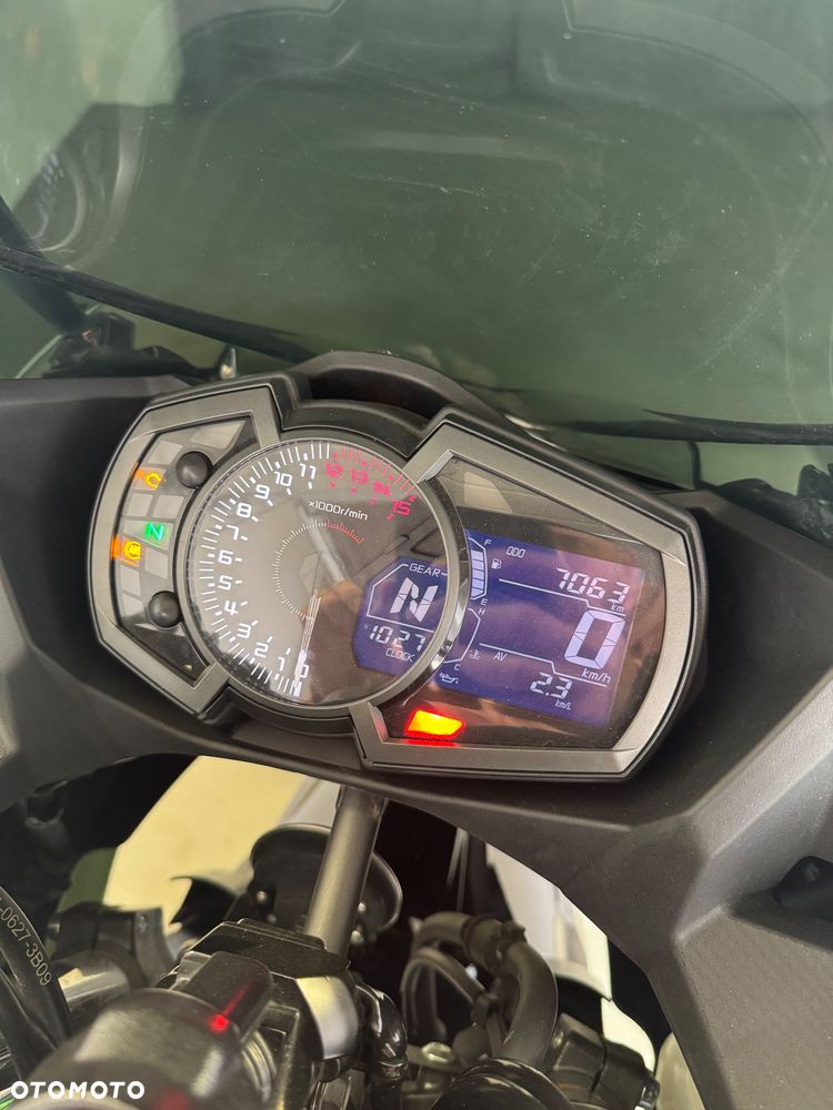 Kawasaki Ninja 400 - 7