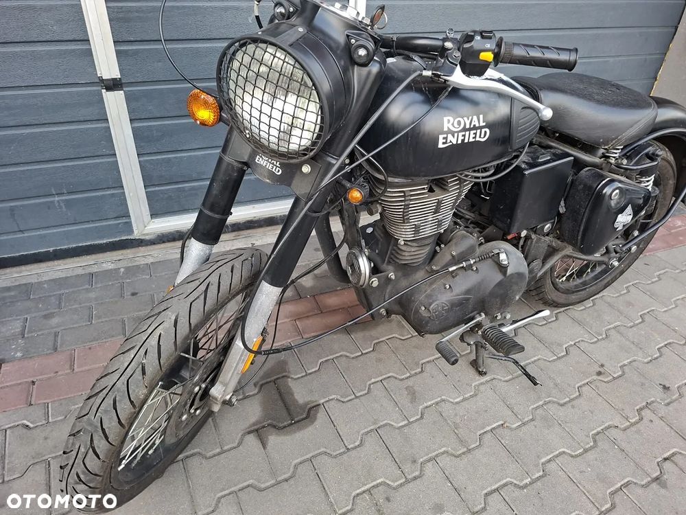 Royal Enfield Classic - 4
