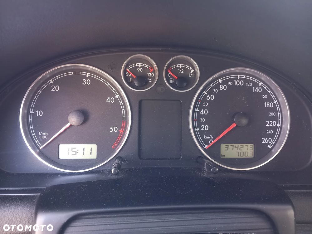Volkswagen Passat 1.9 TDI - 13