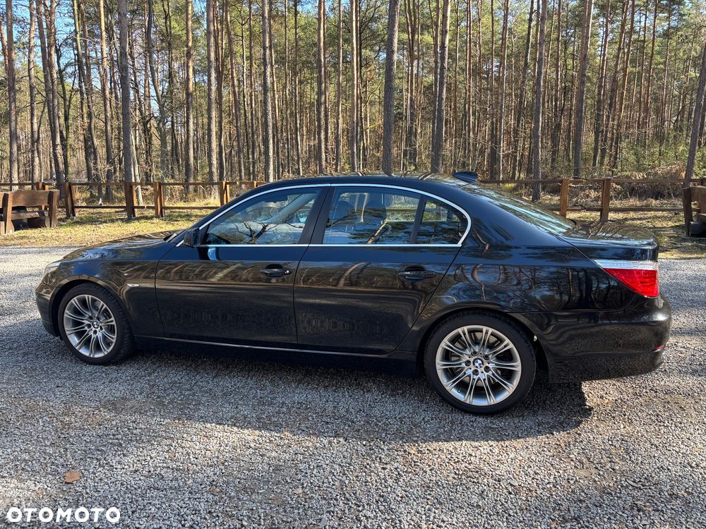 BMW Seria 5 530i - 7