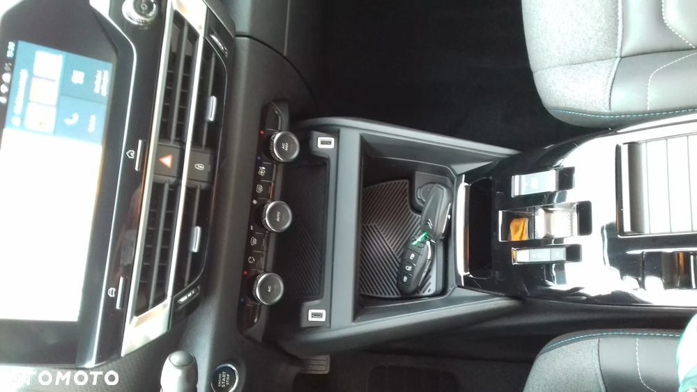 Citroën C4X 1.5 BlueHDi Shine Pack S&S EAT8 - 23