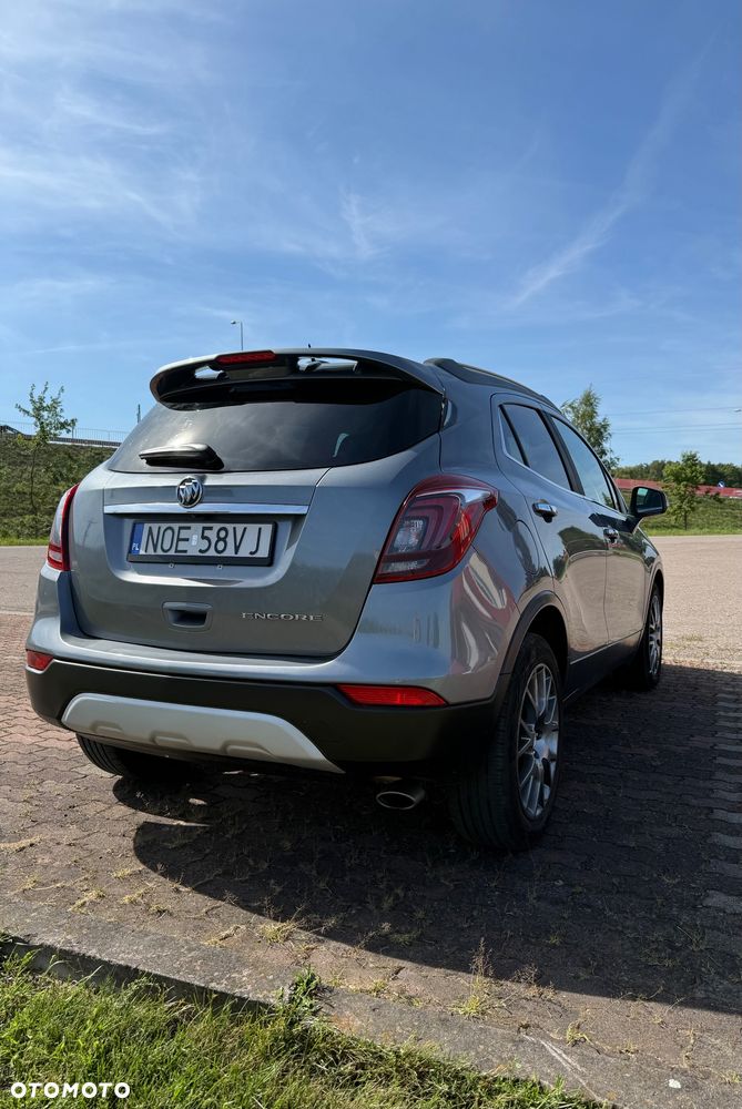 Buick Encore - 4