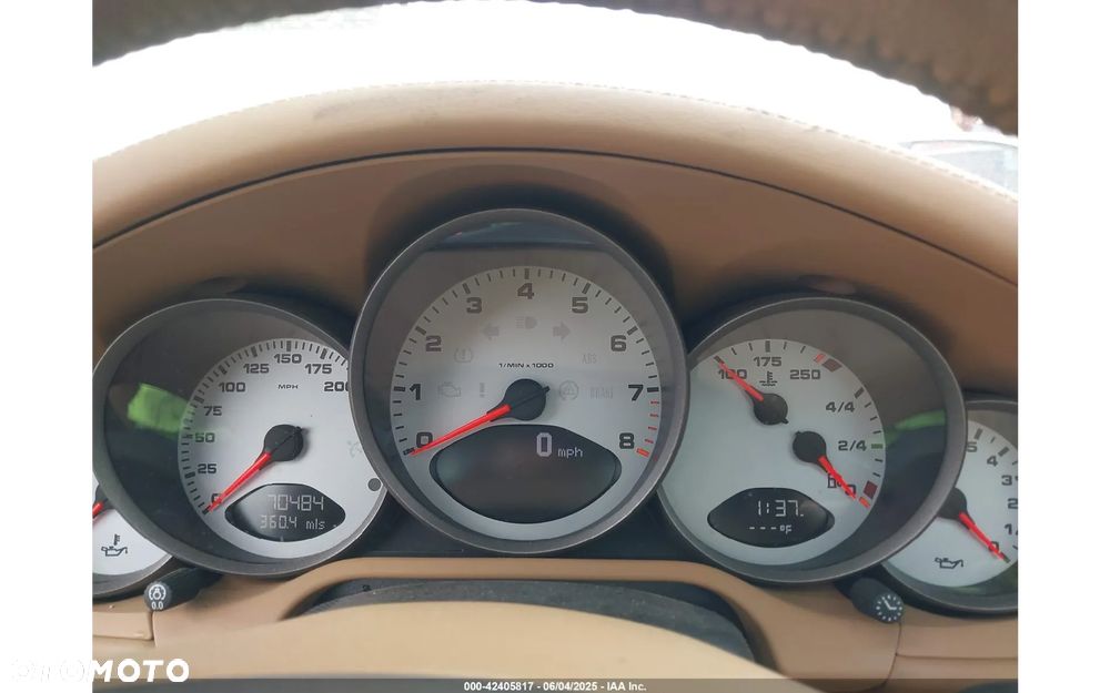 Porsche 911 Targa 4S - 9