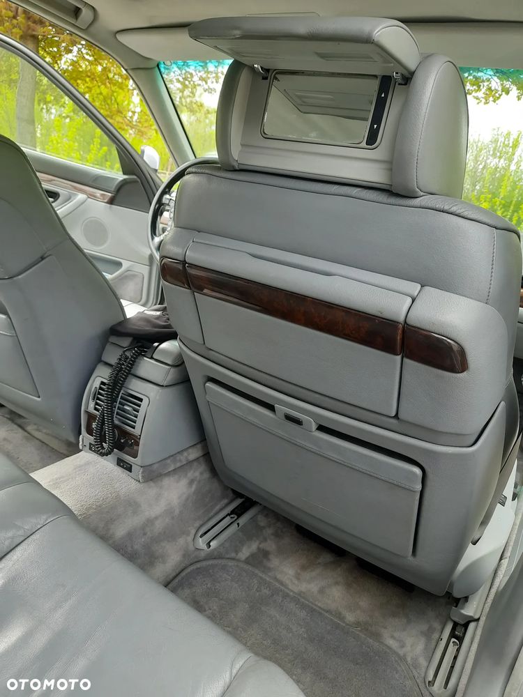 BMW Seria 7 - 10