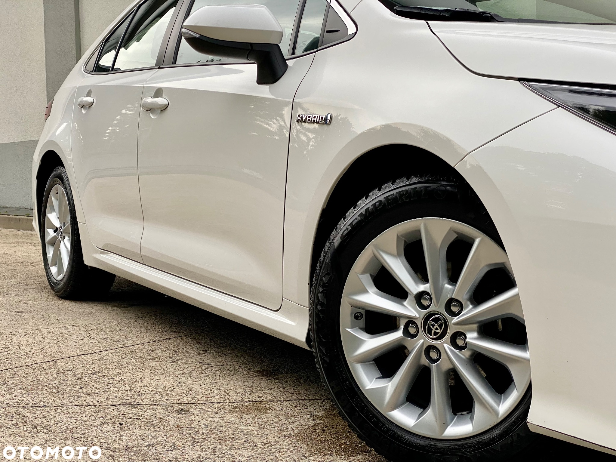 Toyota Corolla 1.8 Hybrid Comfort - 6