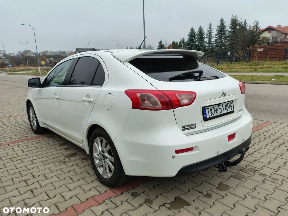 Mitsubishi Lancer 1.6 Inform - 2