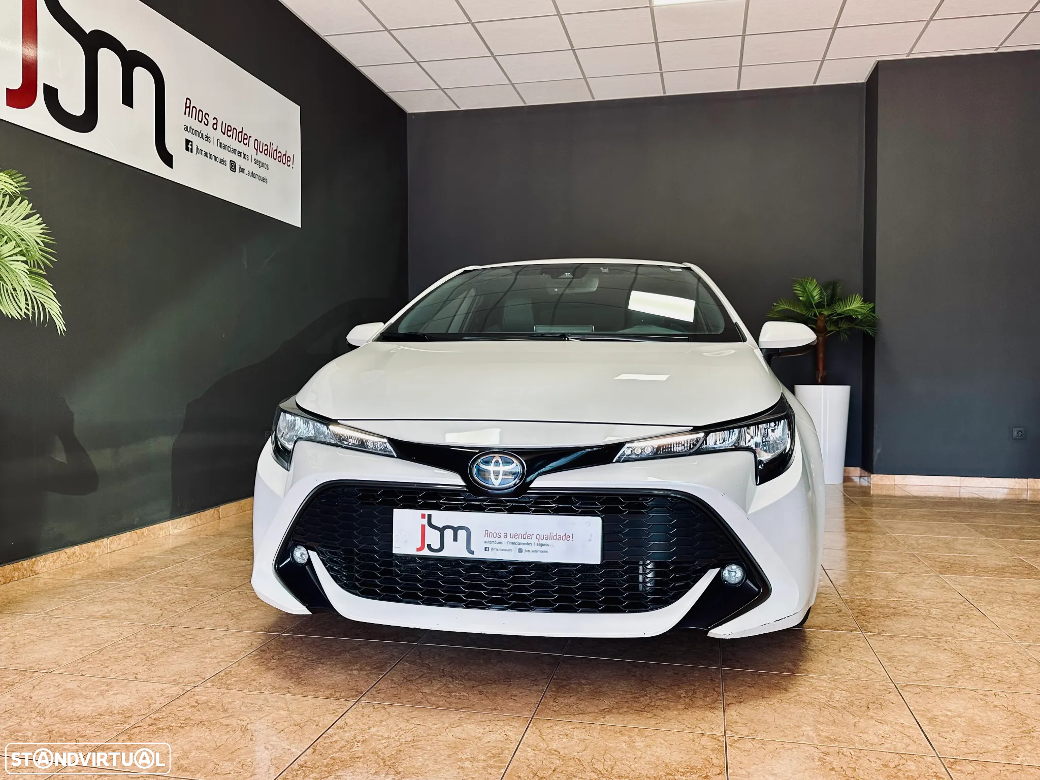 Toyota Corolla 1.8 Hybrid Comfort+P.Sport - 2