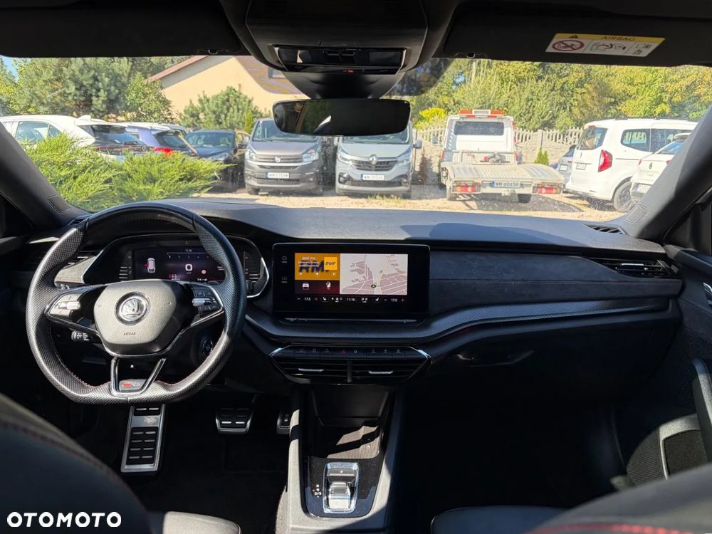 Skoda Octavia 2.0 TDI DSG RS Plus - 25
