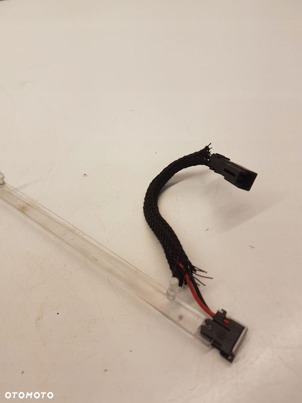 LISTWA LED DRZWI AUDI A6 C6 PRAWY TYŁ 4F0919178C - 3