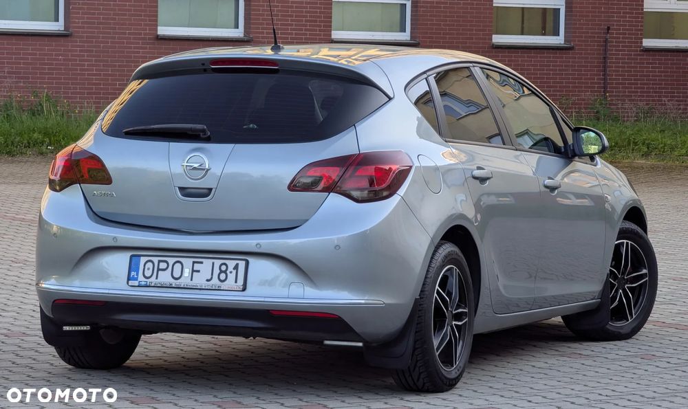 Opel Astra 1.4 T Enjoy - 2