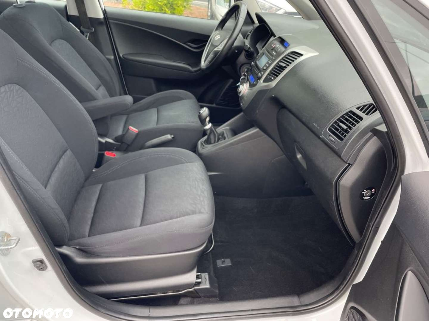Hyundai ix20 - 15