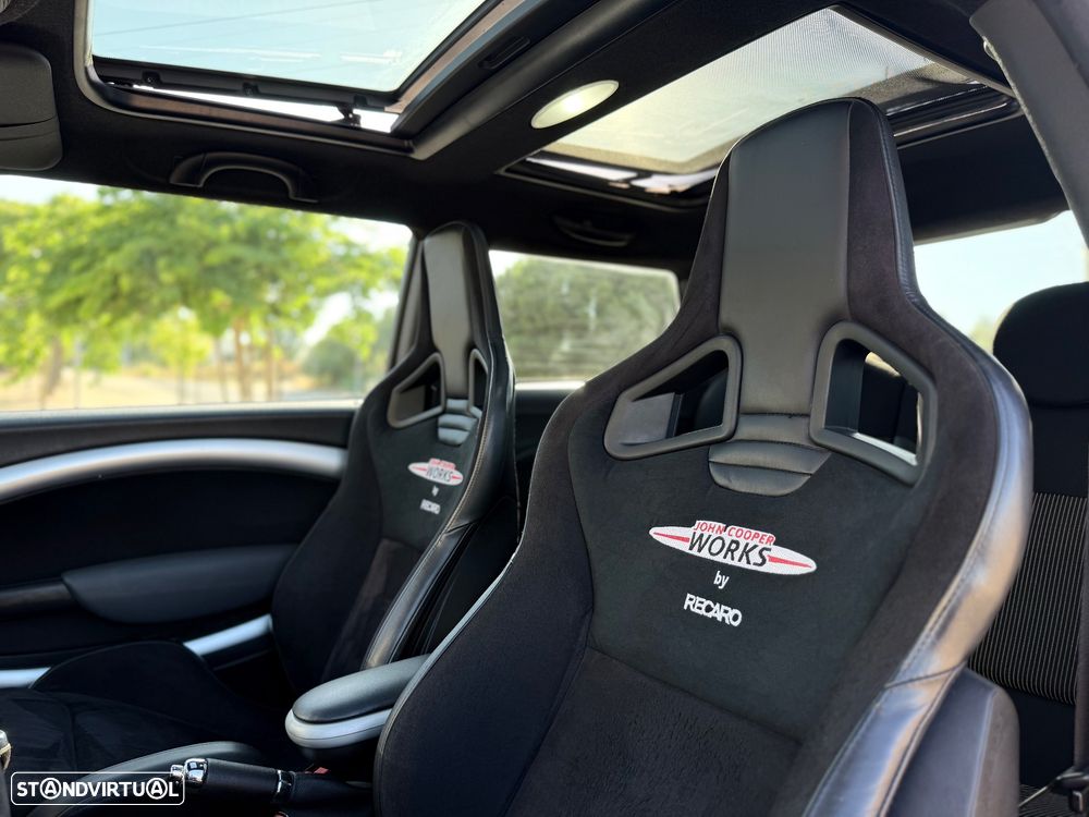 MINI 3 Portas John Cooper Works - 5