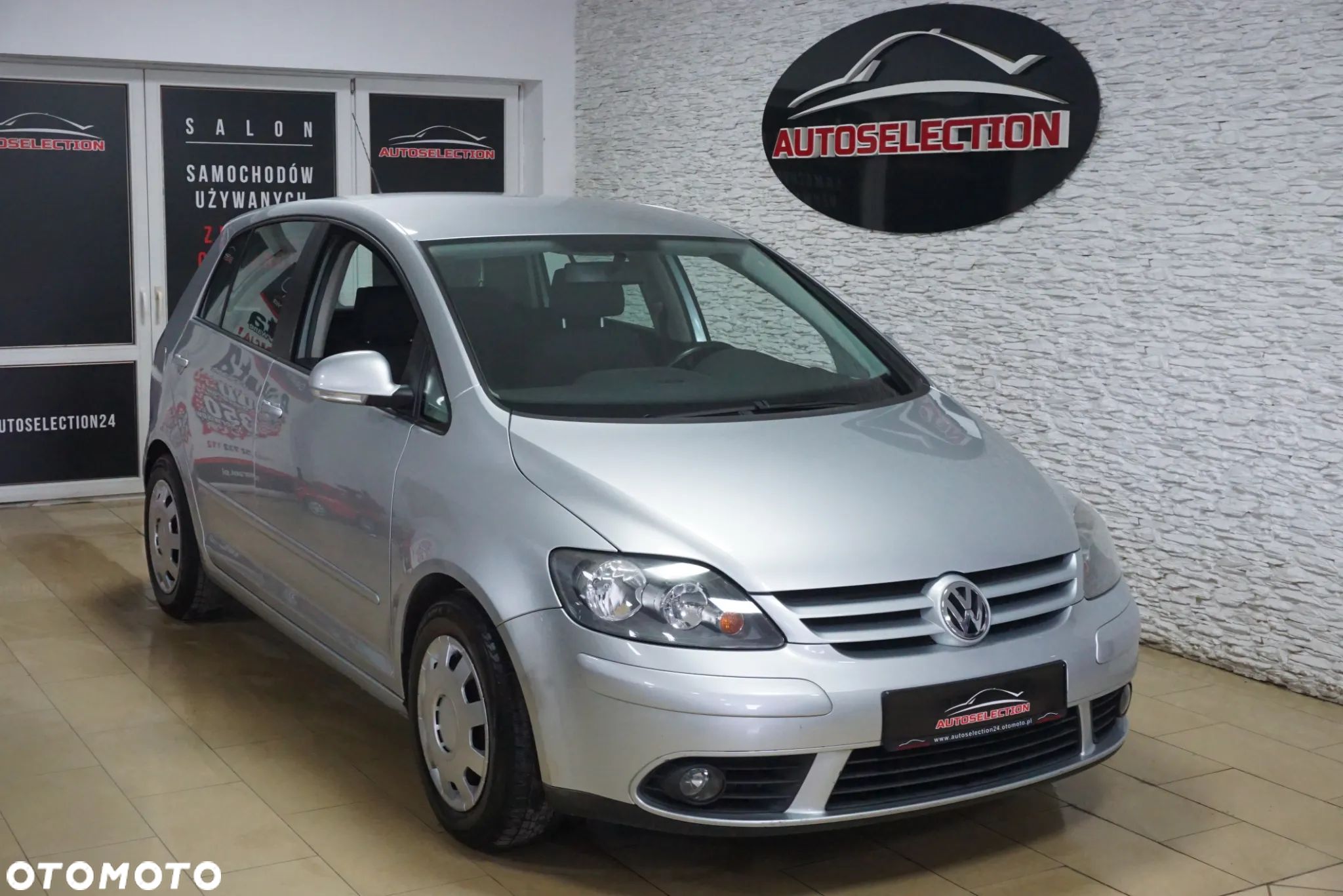 Volkswagen Golf Plus 1.9 TDI Comfortline - 1