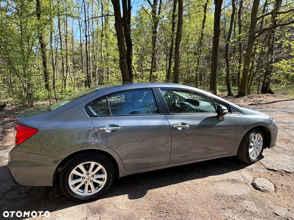Honda Civic 1.8 Executive - 2