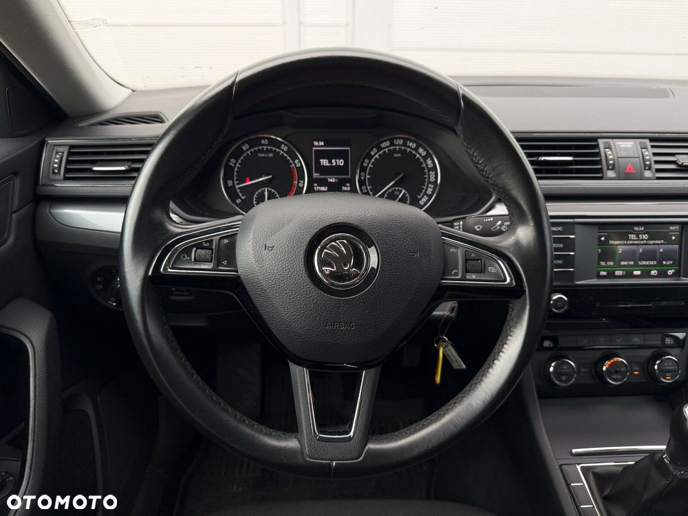 Skoda Superb 1.8 TSI Ambition - 16