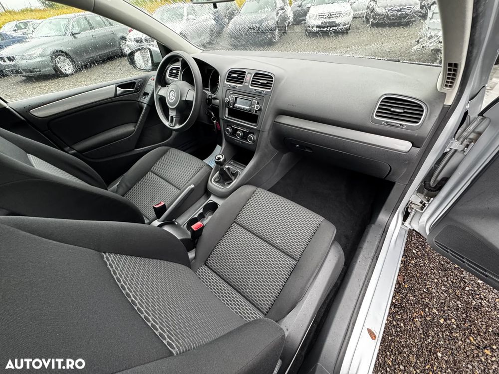 Volkswagen Golf 2.0 TDI DPF Trendline - 16