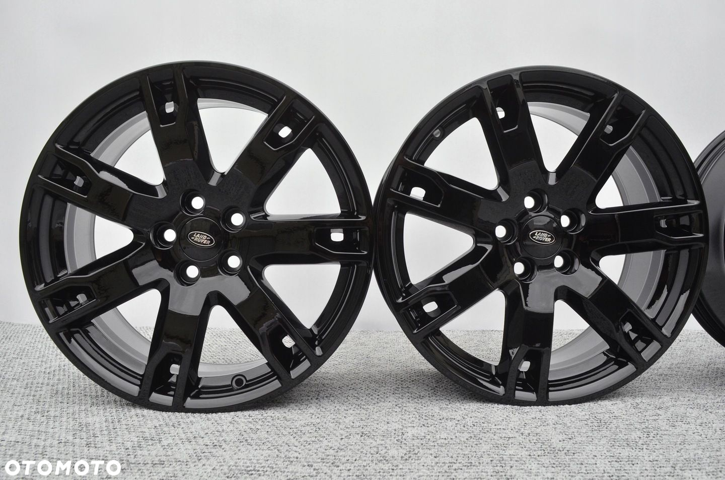 Felgi 8x18 5x108 Land Rover Range Evoque Velar Freelander 2 Discovery Sport - 5
