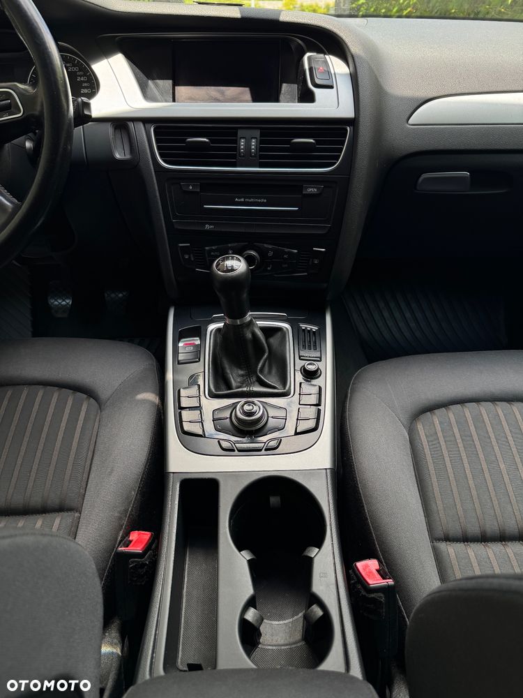 Audi A4 Avant 2.0 TDI - 15