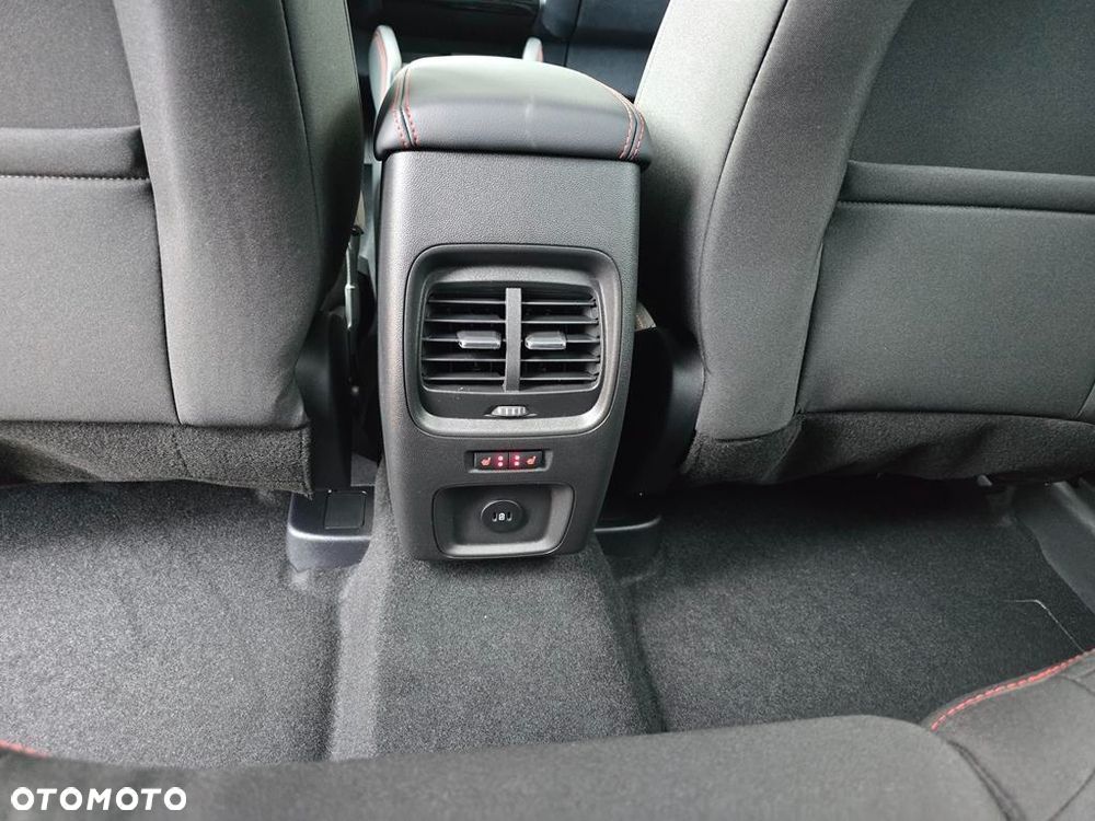 Ford Kuga 2.5 FHEV FWD ST-Line X eCVT - 10