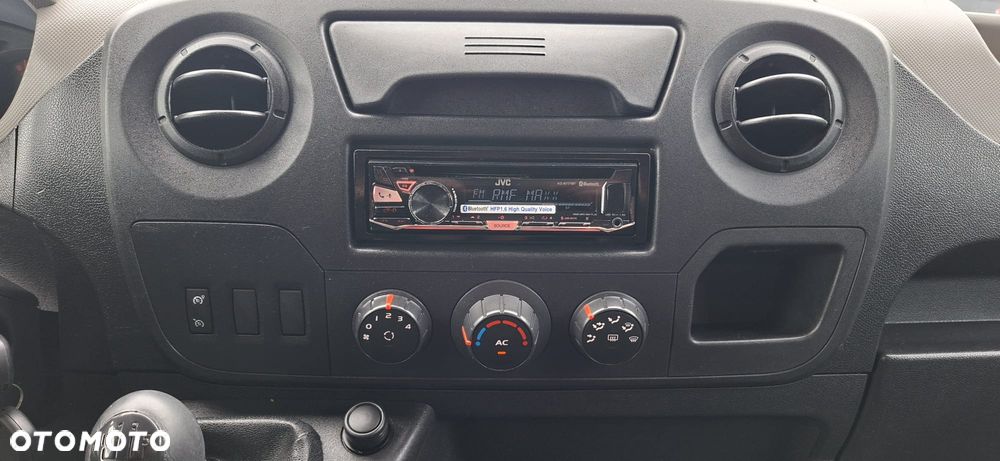 Renault Master - 11