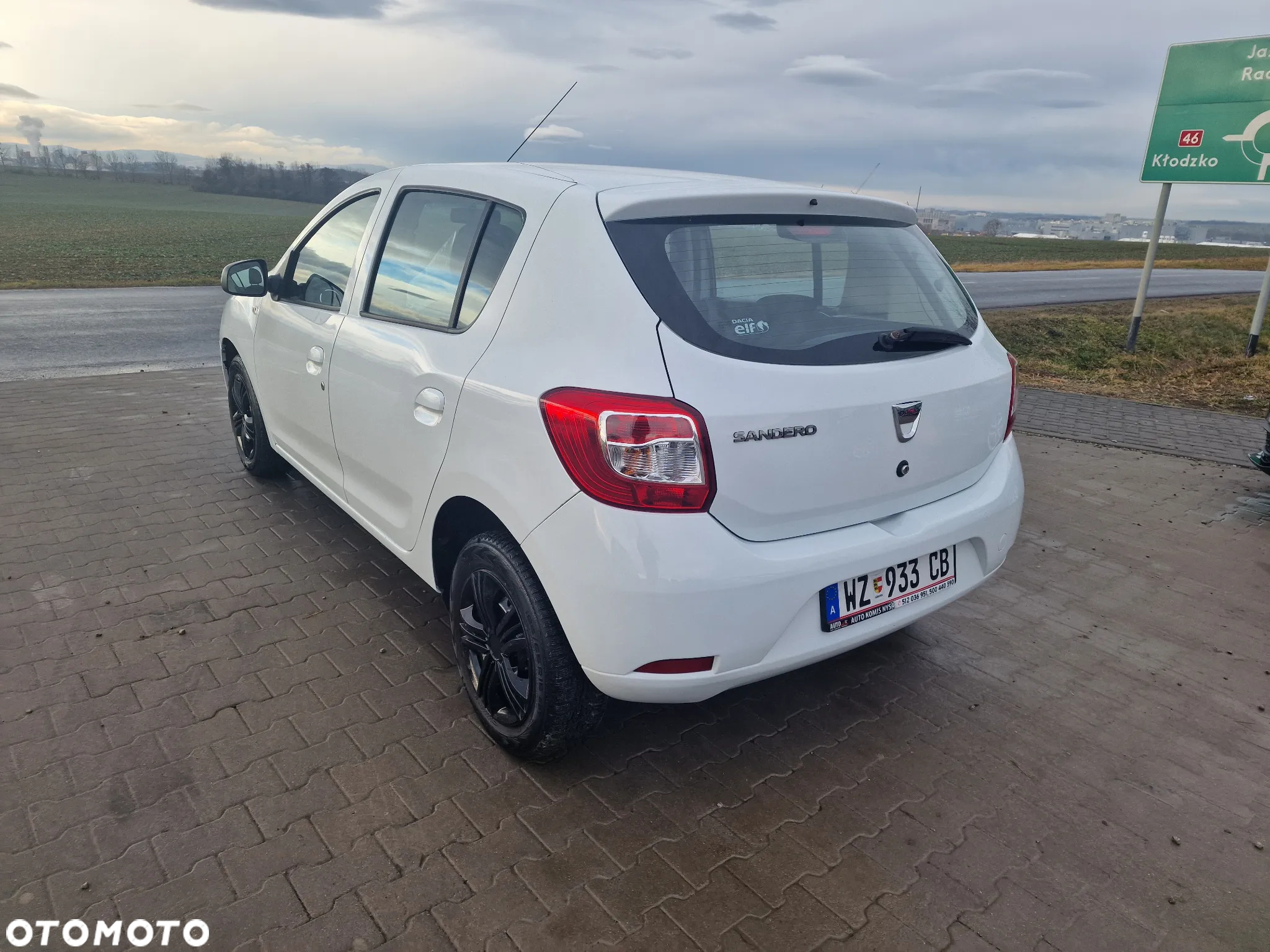Dacia Sandero TCe 90 S&S Laureate - 10