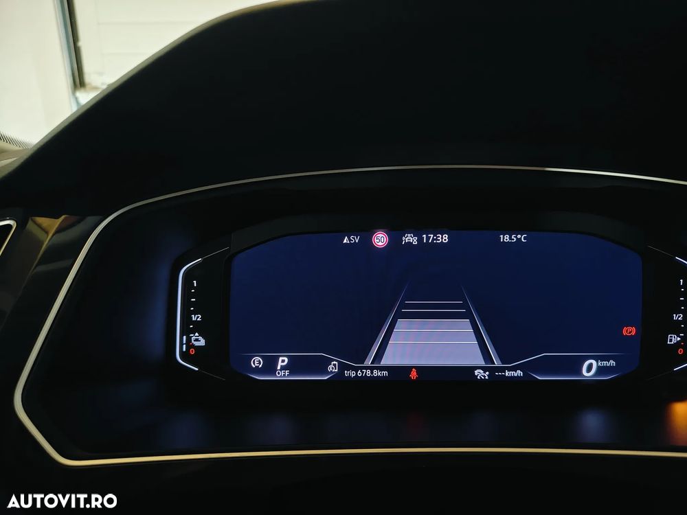 Volkswagen Tiguan - 25