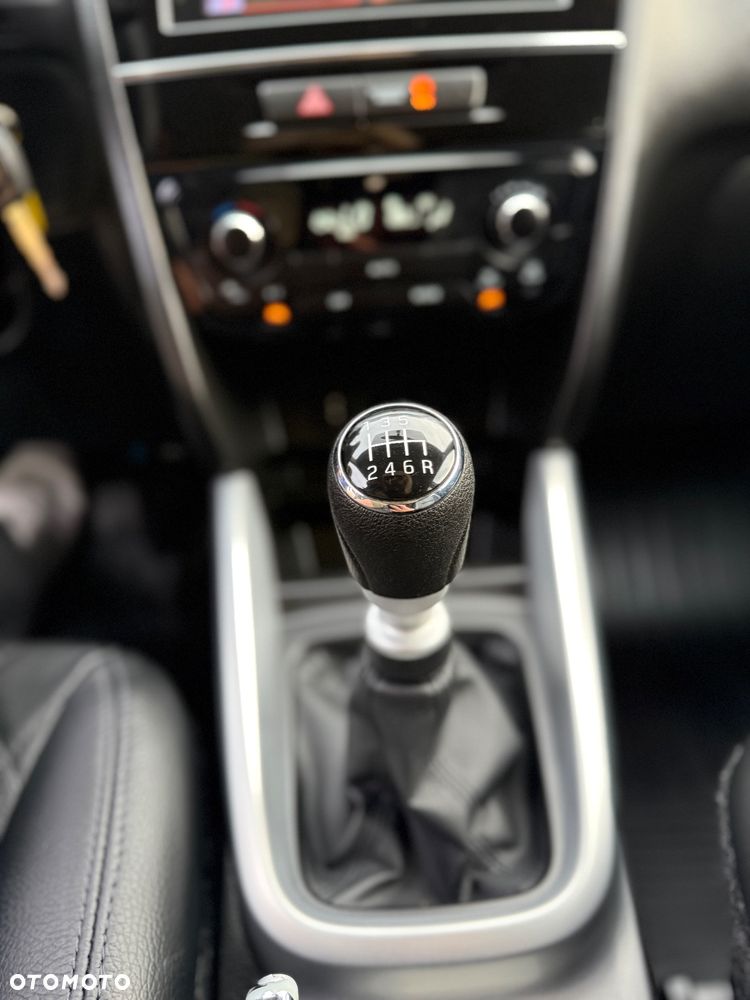 Suzuki Vitara 1.6 DDiS (4x2) Comfort+ - 13