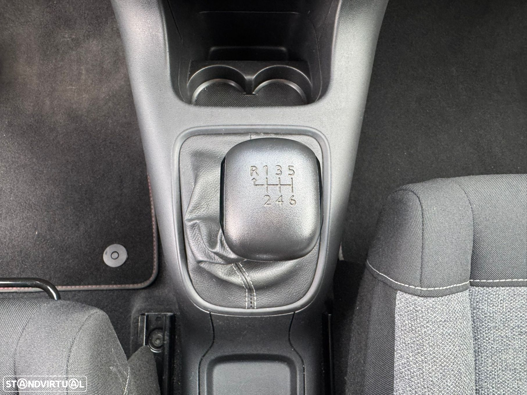 Citroën C3 1.5 BlueHDi C-Series - 22