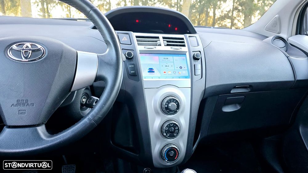 Toyota Yaris 1.0 VVT-i Sol+AC - 22