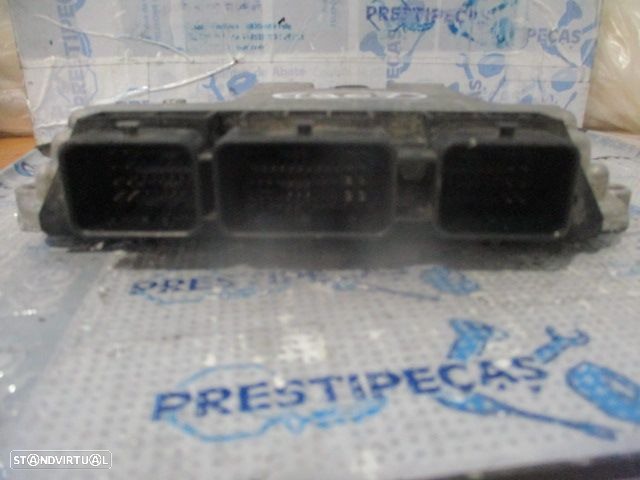 Centralina 9664843480  0281012523   9660225880D  9663123280  9667199780  9664983380  CITROEN C3 PLURIEL 1 FASE 2 2010 1.4HDI 70CV 2P BRANCO BOSCH - 9