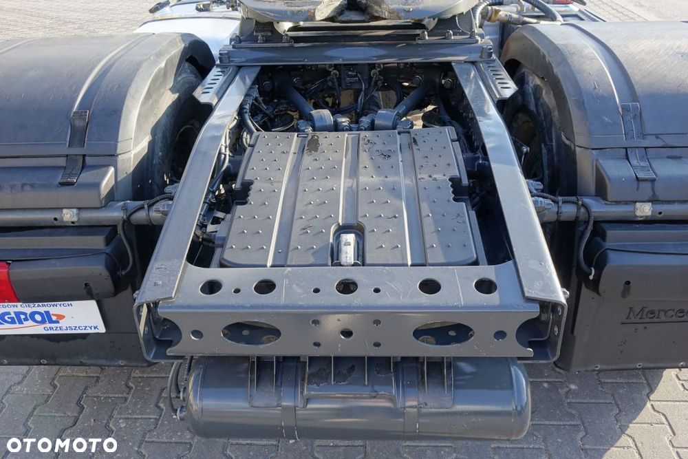 Mercedes-Benz ACTROS 1848 / EURO 6 / STANDARD / AUTOMAT / RETARDER / HYDRAULIKA / LODÓWKA / NAWIGACJA GPS - 14