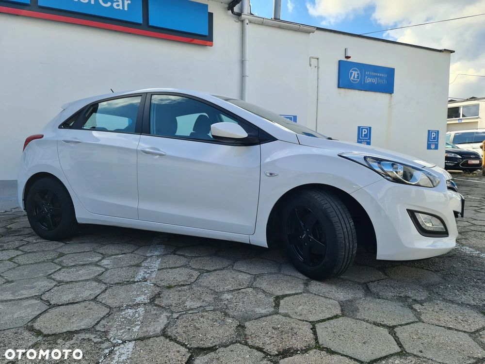Hyundai i30 i30cw 1.4 Classic - 14
