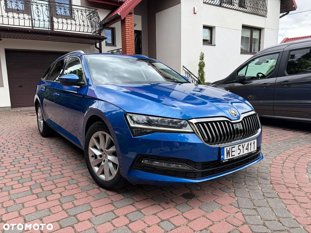 Skoda Superb 2.0 TDI SCR Style DSG - 5