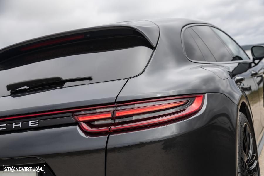 Porsche Panamera Sport Turismo 4 E-Hybrid - 14