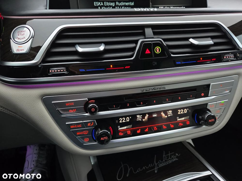 BMW Seria 7 740d xDrive - 29