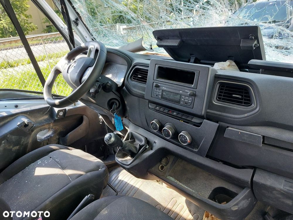 Renault Master - 11