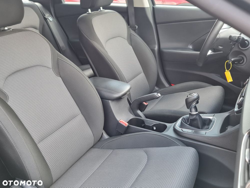 Hyundai i30 1.5 T-GDI 48V Modern - 23