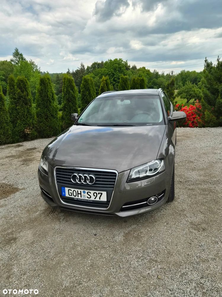 Audi A3 Sportback 1.6 TDI DPF S tronic Ambiente - 18