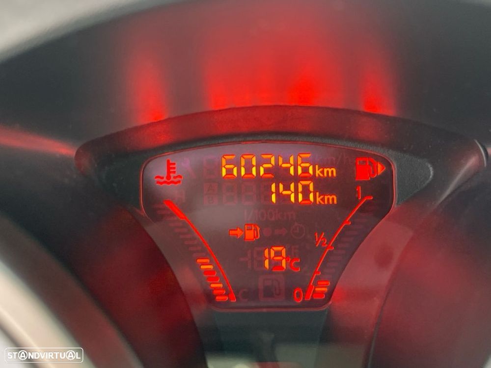 Nissan Juke 1.5 dCi Tekna Premium - 3