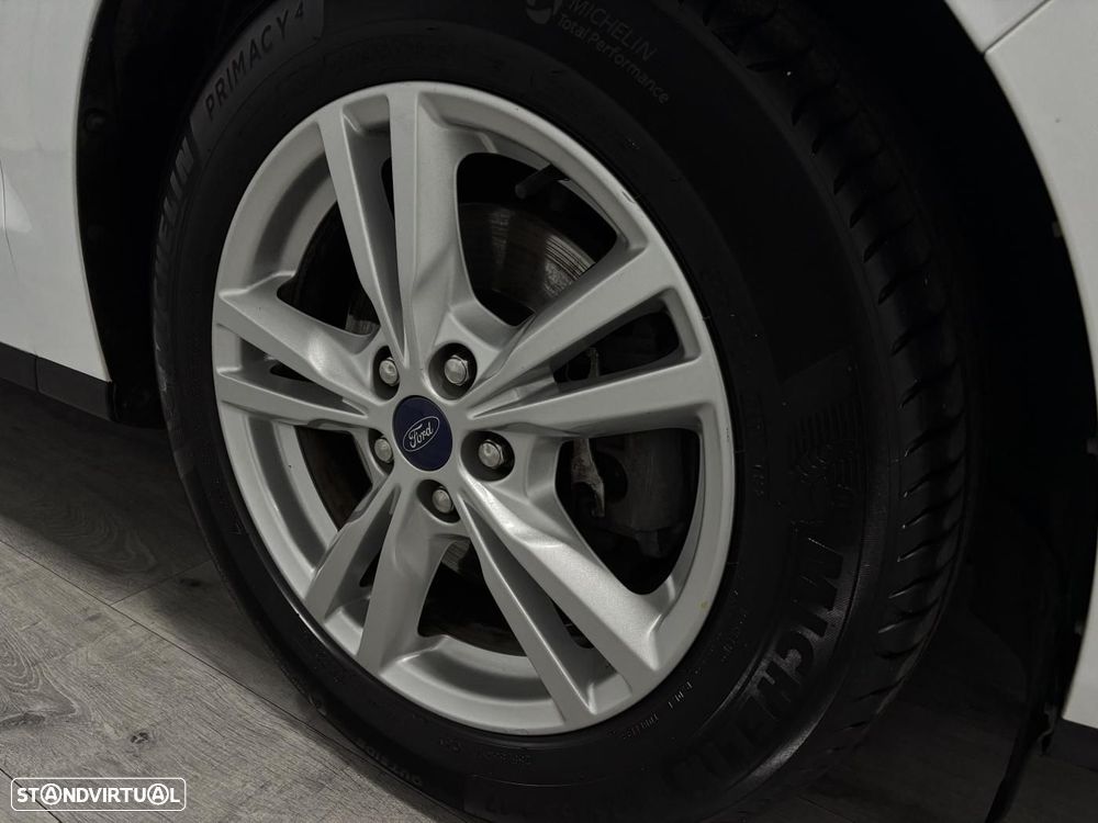 Ford S-Max 2.0 TDCi Titanium - 53