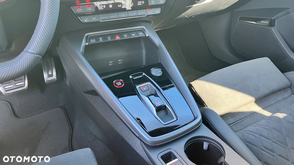 Audi RS3 Limousine - 26