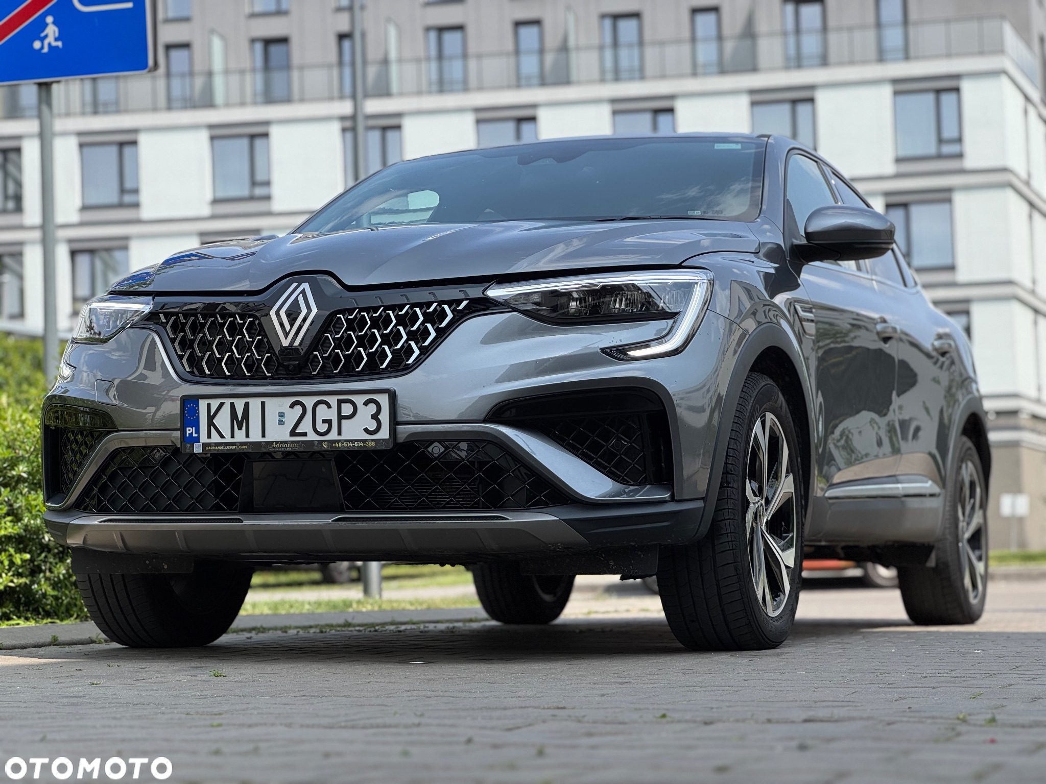 Renault Arkana E-TECH 145 R.S.LINE - 8