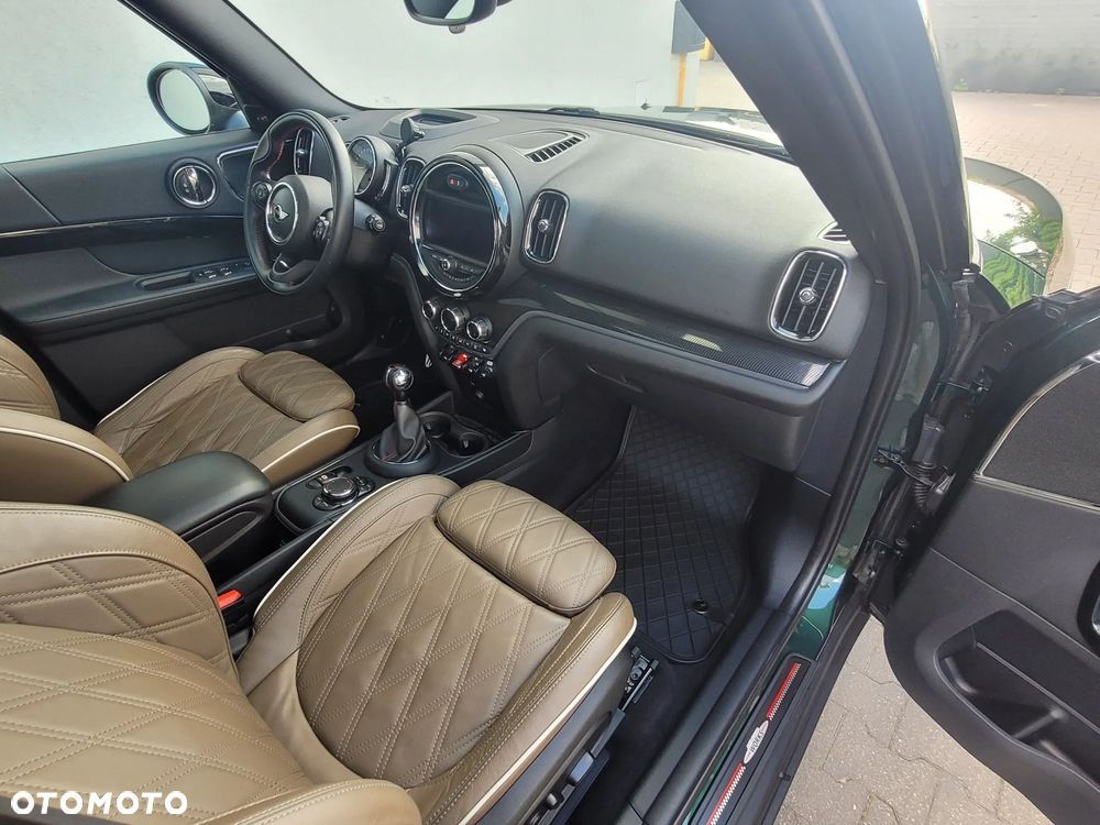 MINI John Cooper Works - 19