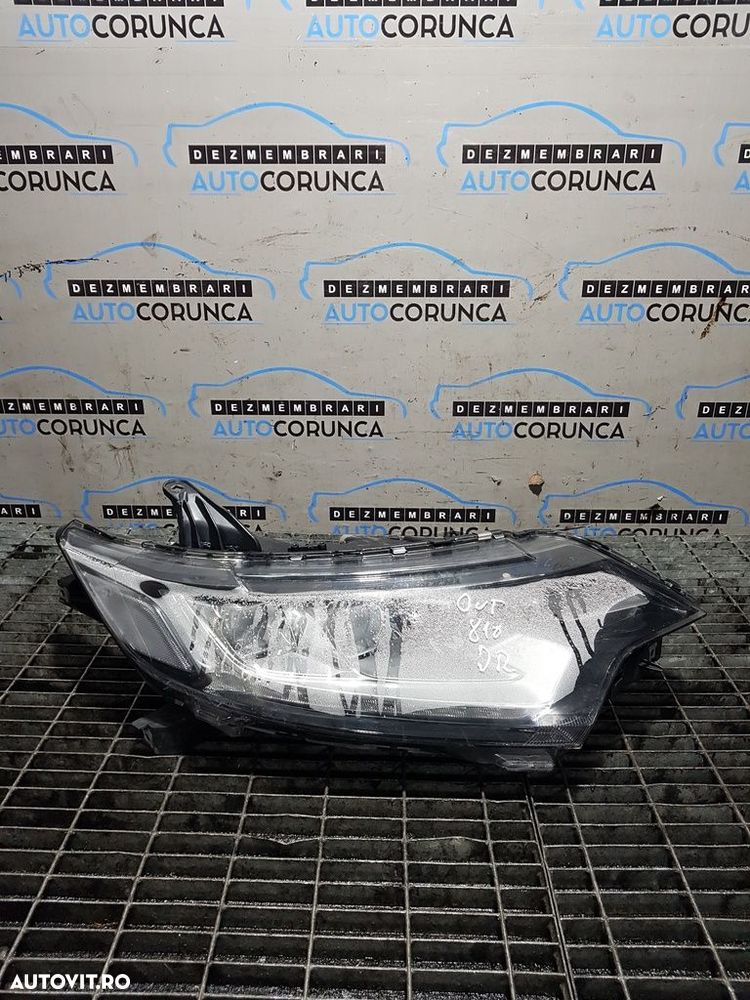 Far Dreapta Mitsubishi Outlander III Facelift 2015 - 2018 SUV 4 Usi (810) Xenon - 1