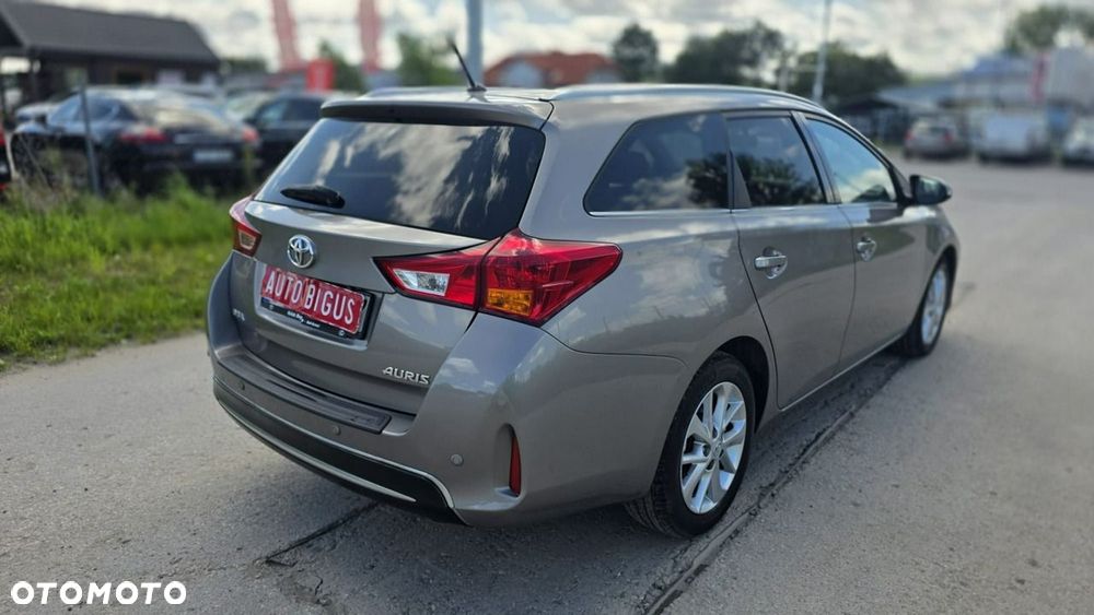 Toyota Auris - 9